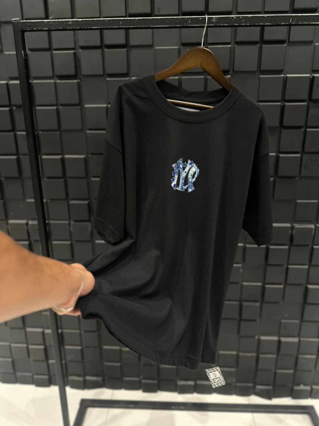 CAMISA OVERSIZED SUEDINE NEW ERA