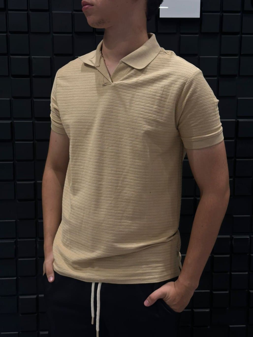 CAMISA POLO TEXTURIZADA GOLA V LEPUG