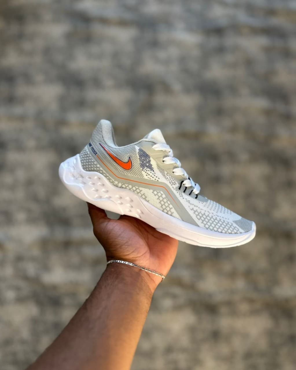 TENIS NIKE RECET