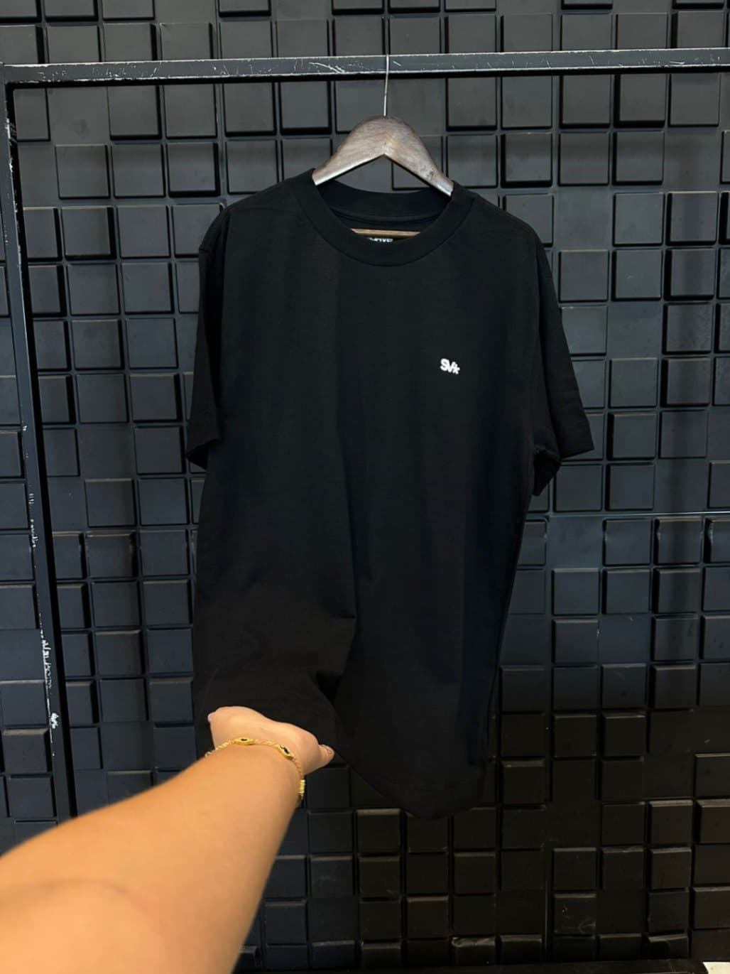 CAMISA OVERSIZED SUAVE BASICA MINIMALISTA